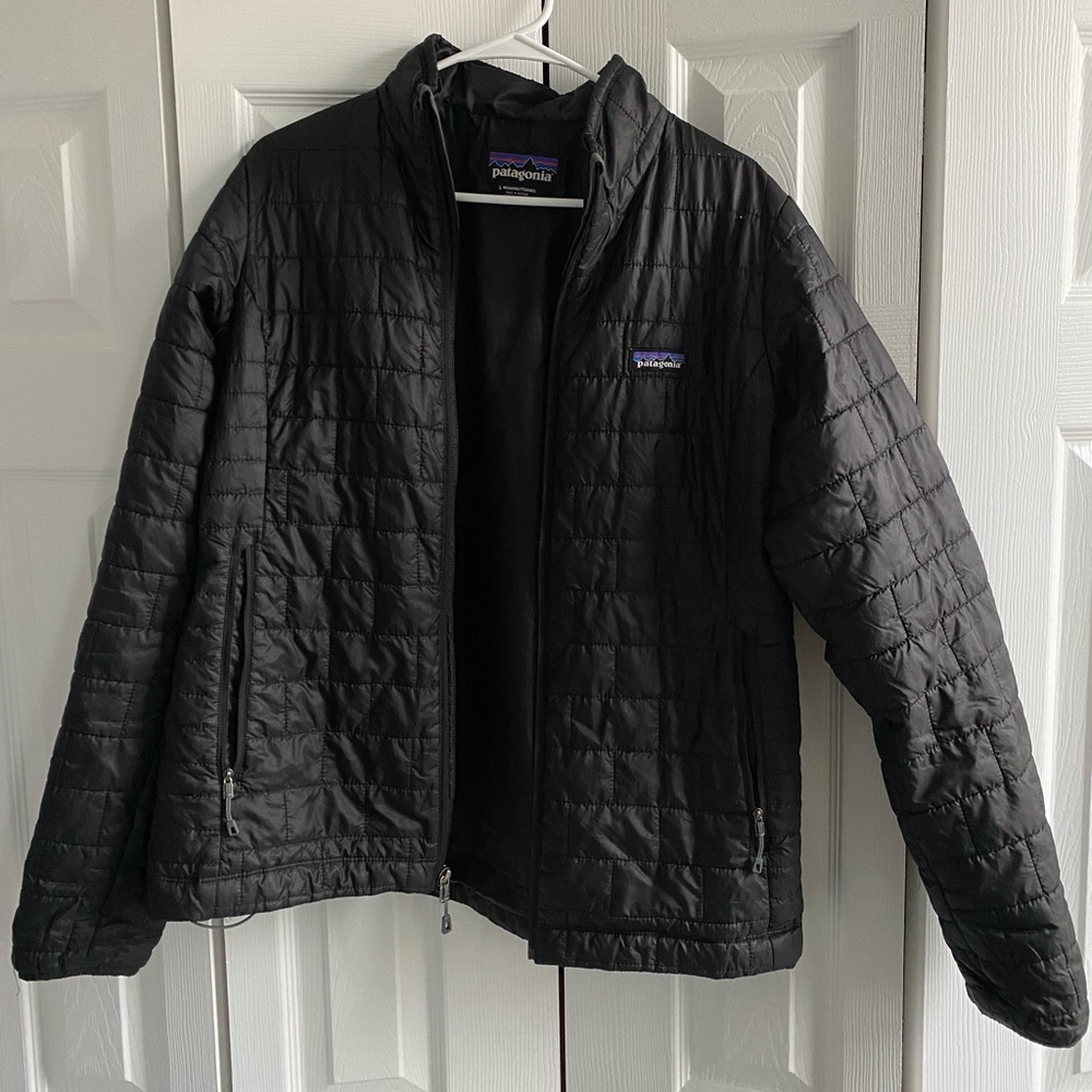 Black Women’s Patagonia Jacket